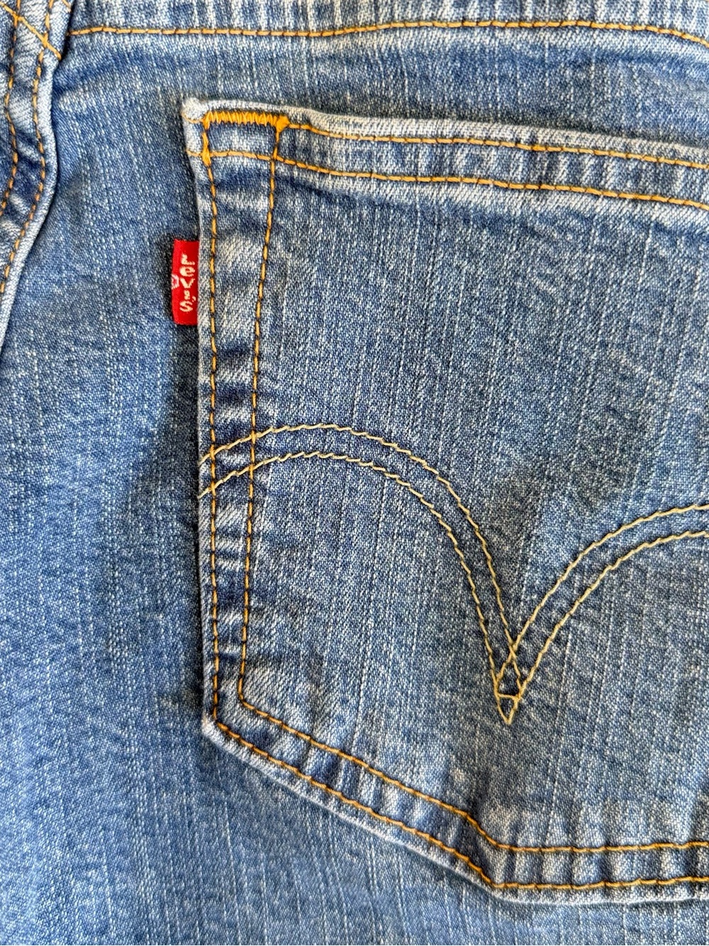 Vintage Levi's 550 Women's Jeans Size 8L Medium Wash Relaxed  Boot Cut Fit Denim - Picture 8 of 14